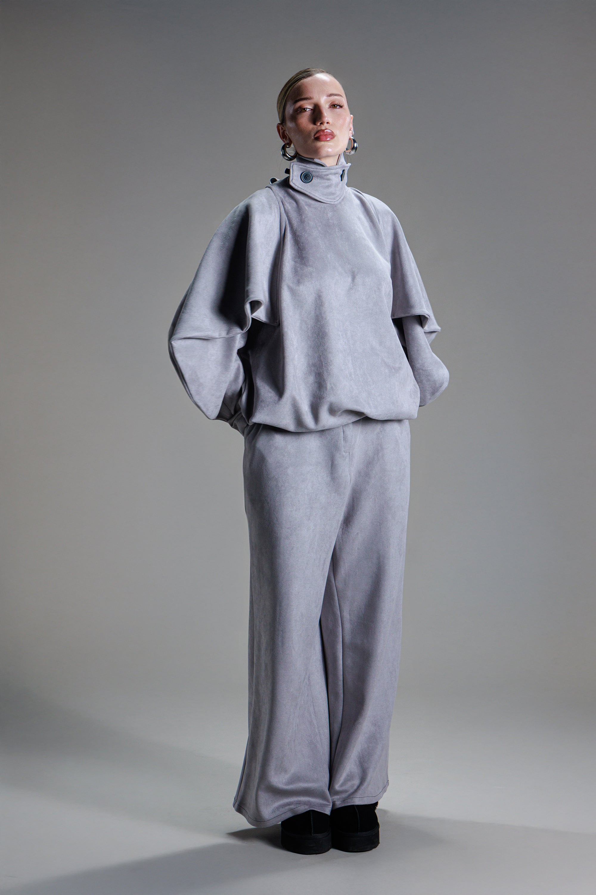 Static Balance Suede Set