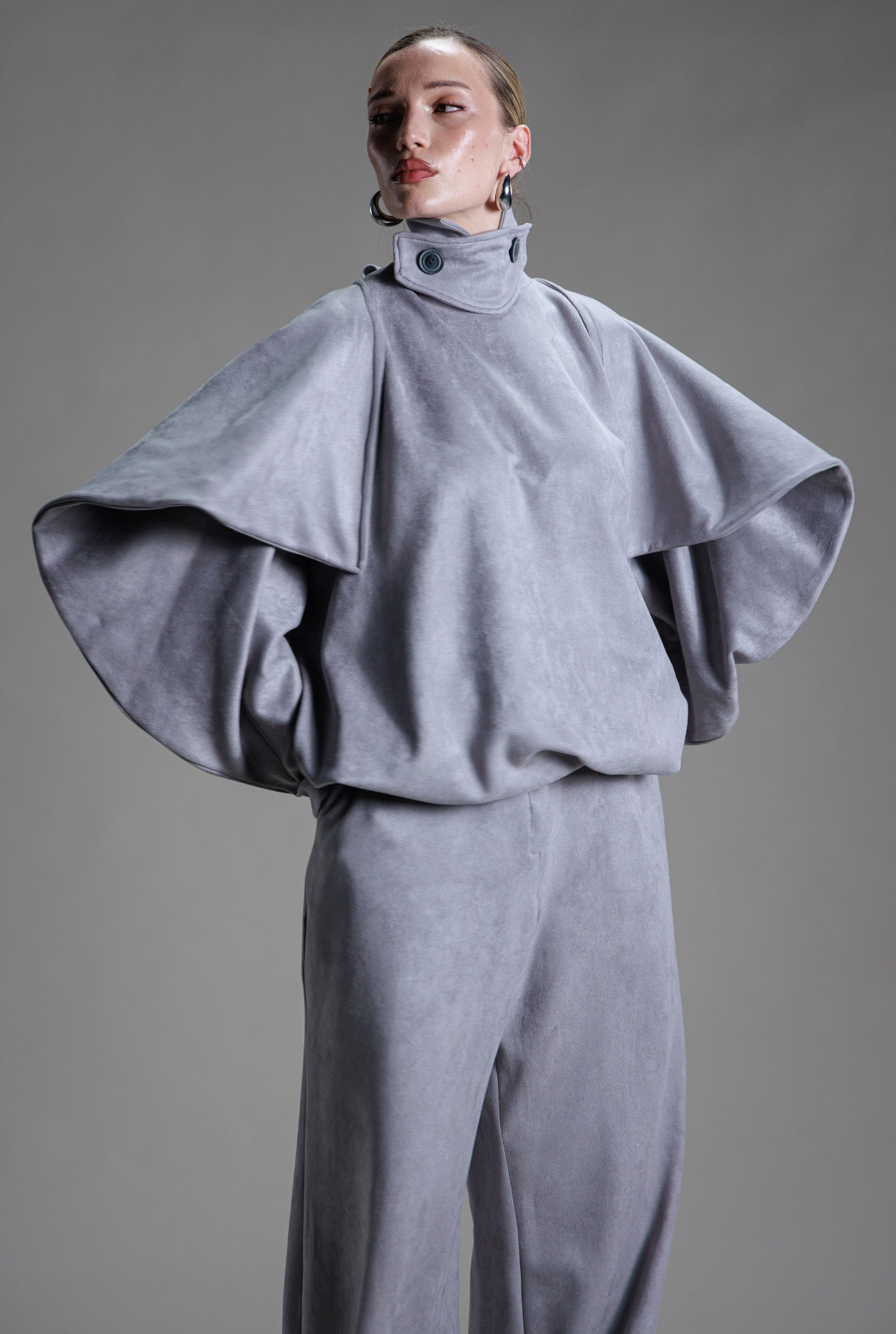 Static Balance Suede Set